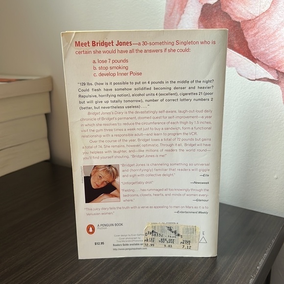 5 for $20 - Bridget Jones diary by Helen Fielding paperback book - Picture 2 of 2